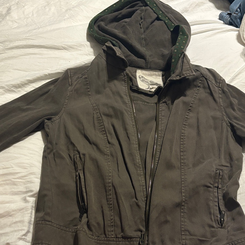 Green anthropologie  Hooded Jacket with cotton detail print around hands